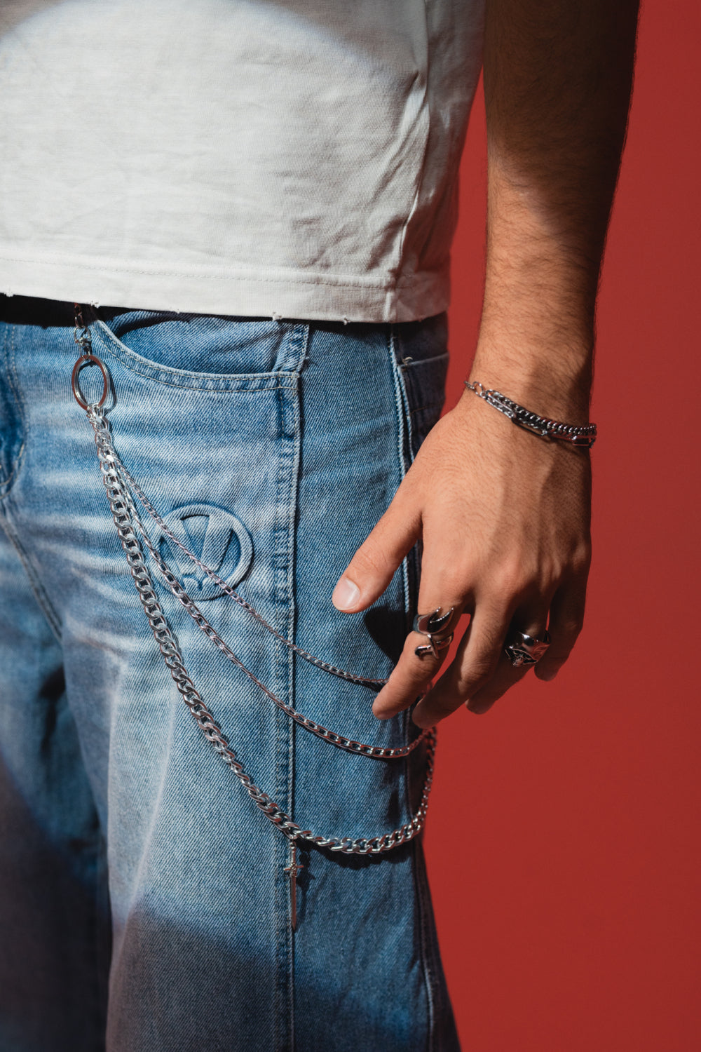 Trio jean chian with sword